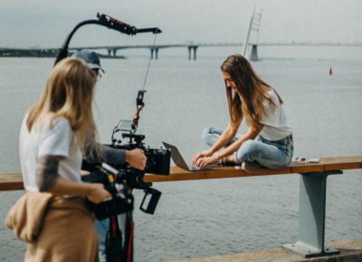 Assistente de pesquisador cinematografico